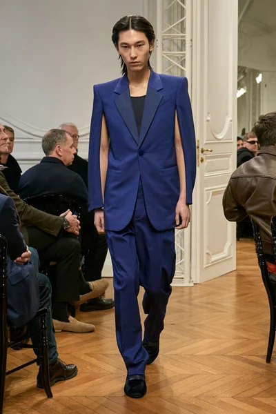 Look 21